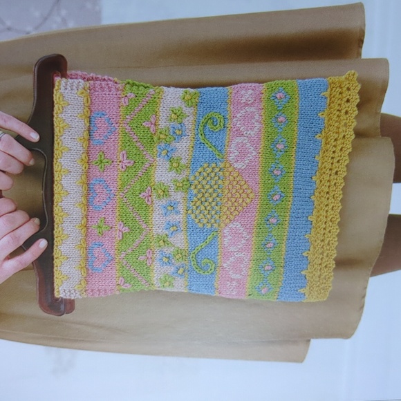 Knitting in the Details by Louisa Harding - Picture 8 of 16